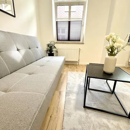 Frisch Saniert An Der Nordsee Apartment Jever